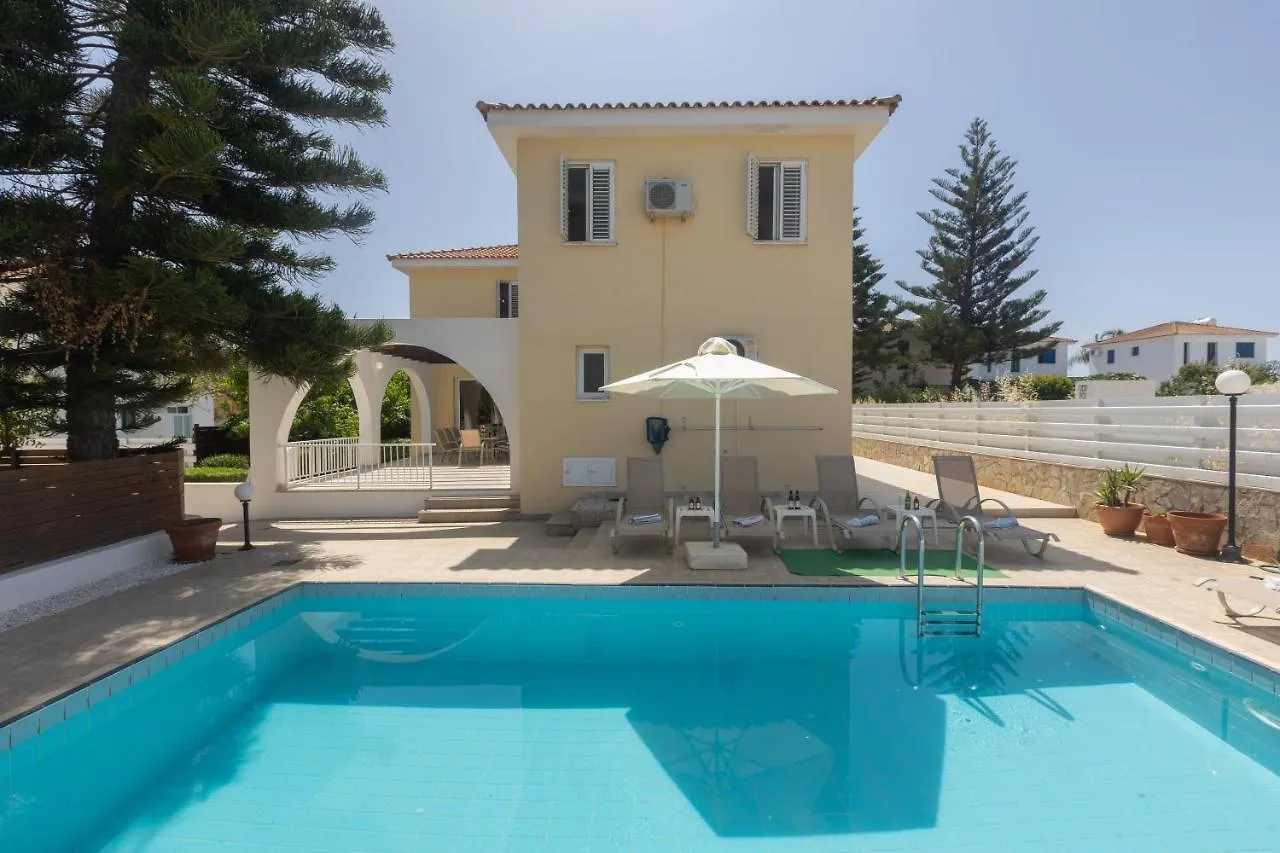 Renee Villa Protaras